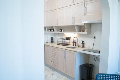 Quarto privado em Fahrettin Kerim Gökay Caddesi, imagem 16 de 41
