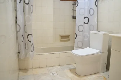 Quarto privado em Fahrettin Kerim Gökay Caddesi, imagem 33 de 41