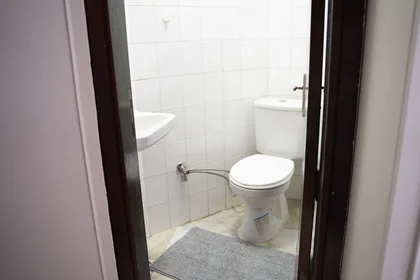Quarto privado em Fahrettin Kerim Gökay Caddesi, imagem 34 de 41