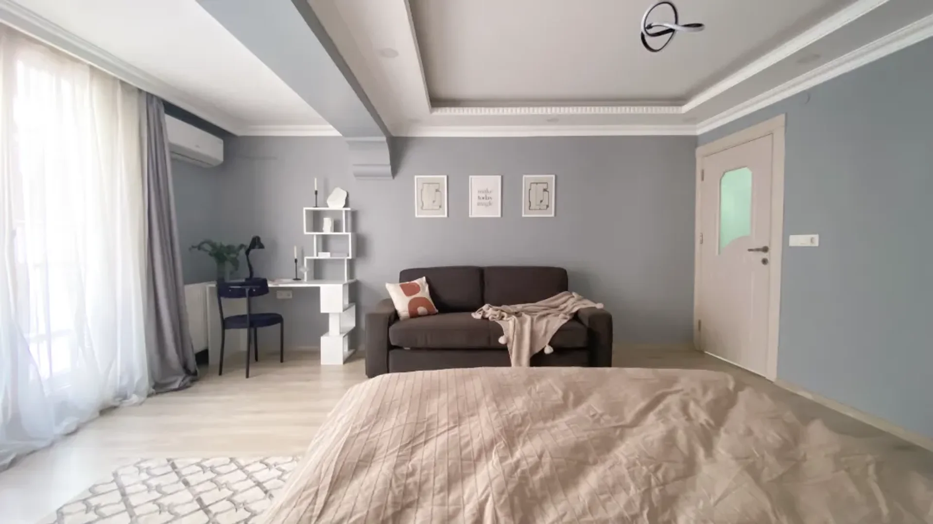 Chambre d'étudiant confortable et spacieuse dans