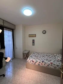 Private room at Viale Londra, Ardeatino, image 1 of 10