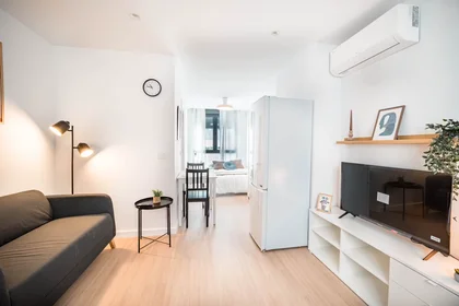 Logement entier à Carrer del Capità Baltasar Tristany, Pont nou, image 3 de 10