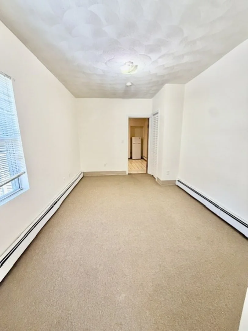 540, Cambridge, Unit 3, Inman Square, Cambridge, MA, 02141