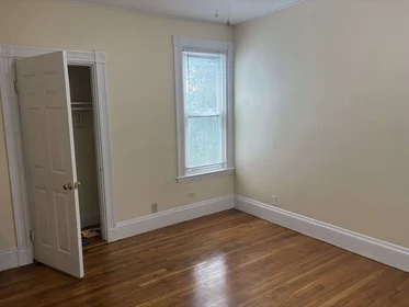 Alojamiento entero en residencia en 3, Bowdoin Ave., Unit 2, Dorchester, Boston, MA, 02121, imagen 25 de 26