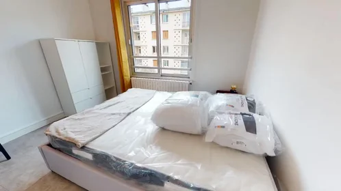 Özel oda konumu Rue de Bellevue, Montchapet, 1 10 görüntüsü