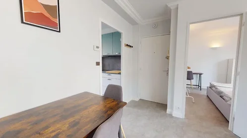 Özel oda konumu Rue de Bellevue, Montchapet, 9 10 görüntüsü