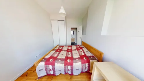 Logement entier à Boulevard Valbenoîte, Saint-Roch-Valbenoite-Badouillère, image 7 de 10