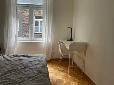Prywatny pokój Krefelder Straße, Innenstadt, obraz 6 10