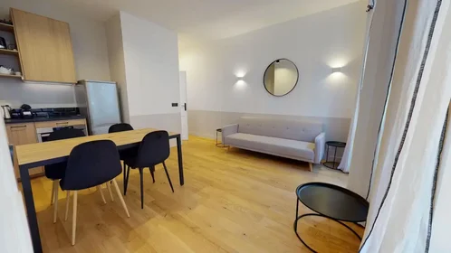 Appartamento intero in Rue Tupin, 2nd Arrondissement, immagine 8 di 10