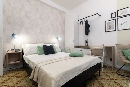 Apartamento inteiro em Via Jean Jaures 7b, imagem 3 de 11