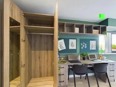 Habitación privada en NG3 1BH, imagen 7 de 49