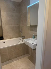 Private room at Geschwister-Scholl-Straße, image 21 of 22