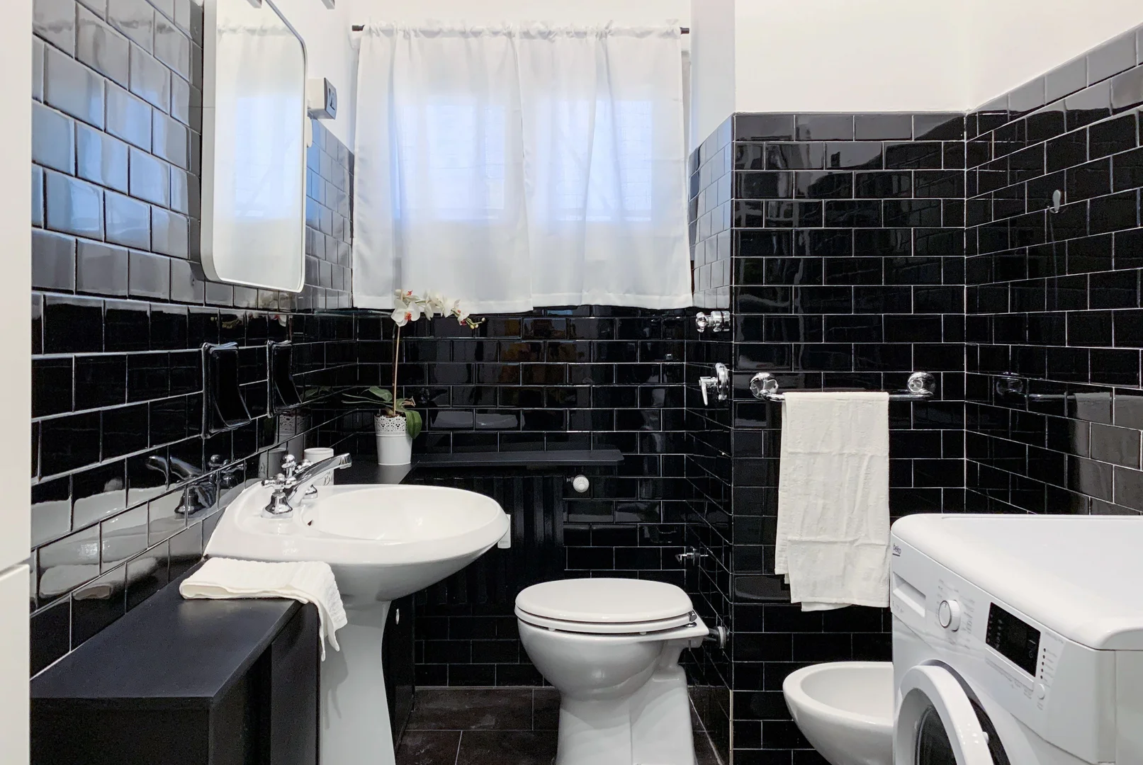 Student-friendly studio with excellent transport links in 
