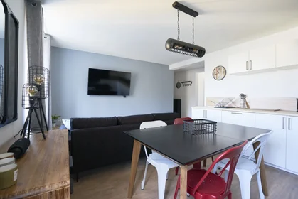 Habitación privada en 1 Saint Pierre Les Dames, imagen 1 de 10