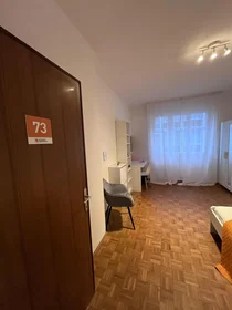 私人房间 在 Viale Verona, , 10的图像1