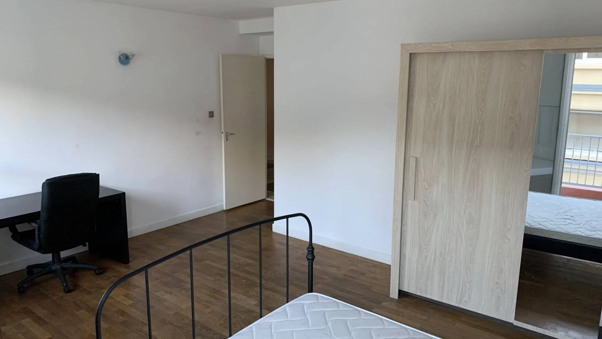 Studentenfreundliches Zimmer in  mit modernen Annehmlichkeiten