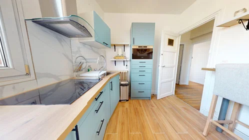 Chambre privée à 2 Rue de Beauvais, image 1 de 10