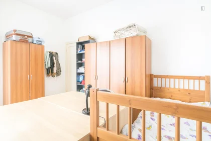 Shared room at Via Rontgen, Milano | Erasmus Play