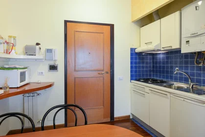 Logement entier à Via Ambrogio Traversari, image 13 de 21