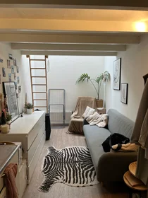 Private room at Oosterweg, image 1 of 3