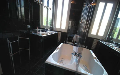 Quarto privado em Via Bernina, imagem 11 de 12