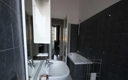 Quarto privado em Via Bernina, imagem 9 de 12