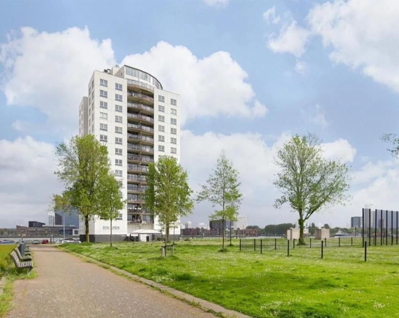 Appartamento con 2 camere da letto a Rotterdam