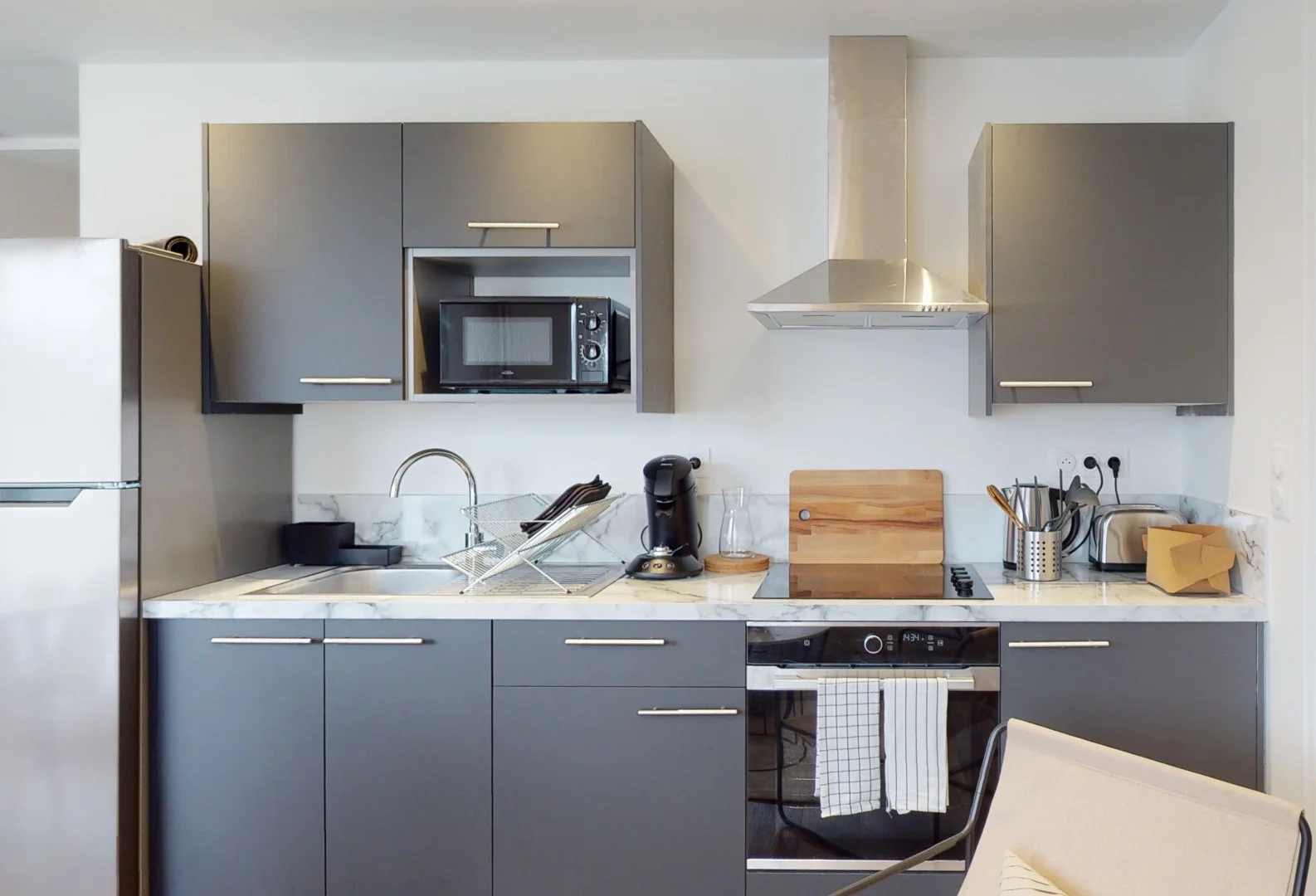 Habitación para estudiantes en  con área de estudio y facilidades compartidas