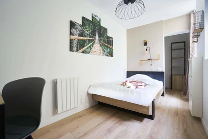 Habitación privada en 243 Bd de Beauvillé, 80000 Amiens, France, imagen 1 de 10
