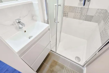 Privatzimmer in der Rue Vieille Poissonnerie, 59300 Valenciennes, France, bild 5 von 17