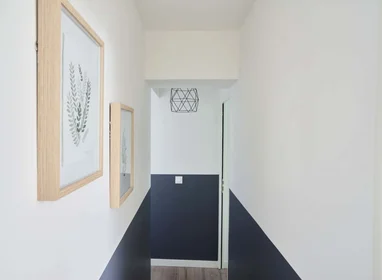 Stanza privata in 15 Pl. Nouvelle Aventure, 59000 Lille, France, immagine 22 di 22
