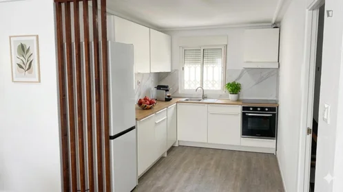 Stanza privata in Calle Huelva, immagine 3 di 5