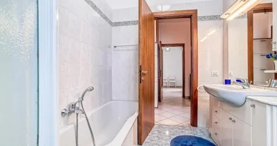 Stanza privata in Via Arrigo Boito, immagine 10 di 14