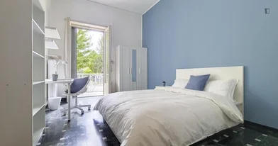Quarto privado em VIA Renato Serra, imagem 1 de 9