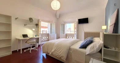 Stanza privata in CORSO GARIBALDI, immagine 1 di 13