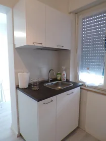 Habitación privada en Via Edmund Mach, , imagen 9 de 10
