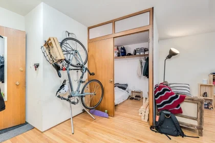 Całe miejsce w rezydencji W 8th Ave, Vancouver, BC V6J 1W2, Canada, obraz 21 22