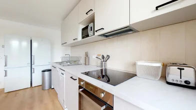 Private room at  1 rue Vallon, Noisy-le-Grand 93160 FR, image 6 of 9
