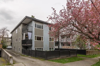 Apartamento inteiro em residência em W 8th Ave, Vancouver, BC V6J 1W2, Canada, imagem 22 de 49