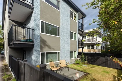 Apartamento inteiro em residência em W 8th Ave, Vancouver, BC V6J 1W2, Canada, imagem 33 de 49