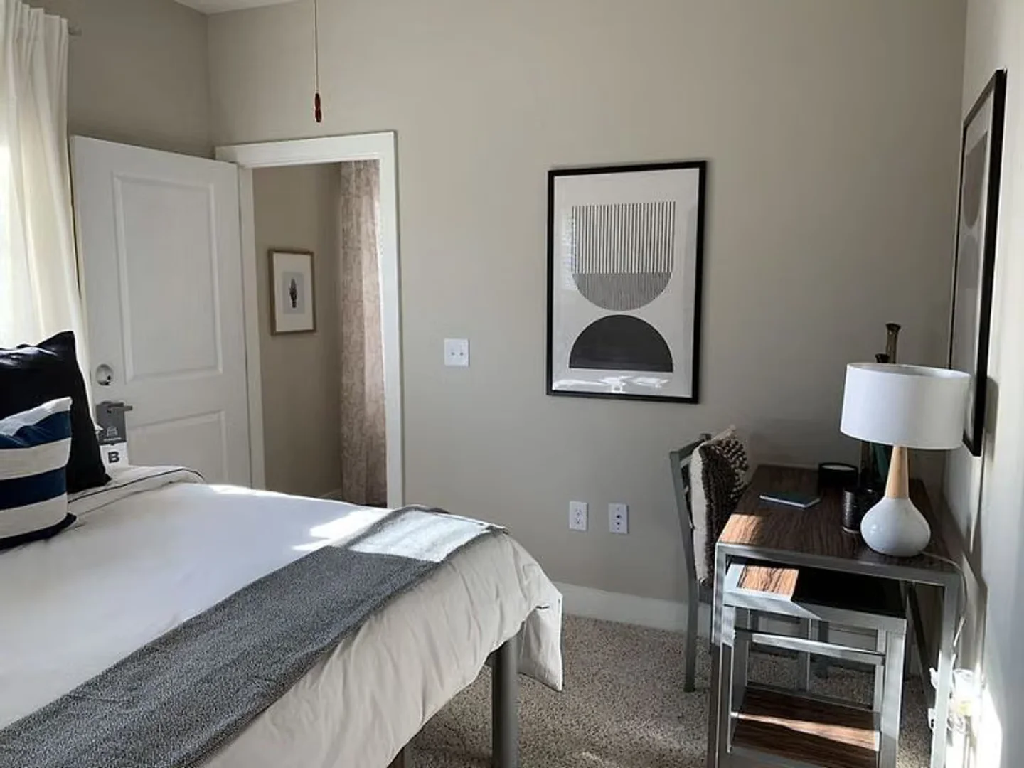 Habitación en apartamento estudiantil en alquiler en , completamente amueblado
