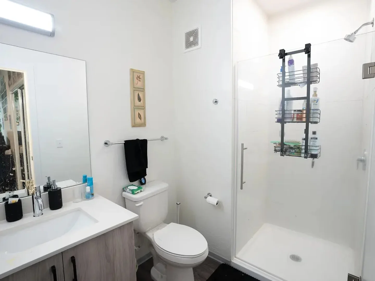 Habitación para estudiantes en  con área de estudio y facilidades compartidas