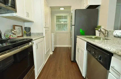 Quarto privado em Nicholson Drive, imagem 14 de 23