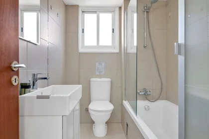 Logement entier à Romanou, image 15 de 15