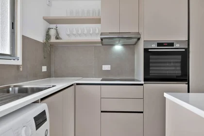 Logement entier à Romanou, image 8 de 15