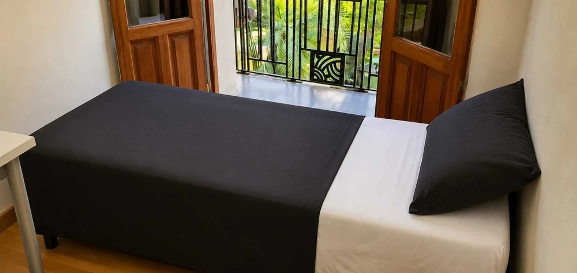 Habitación para estudiantes en  con modernas comodidades