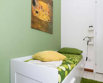 Chambre privée à Viale Carlo Espinasse, image 3 de 25