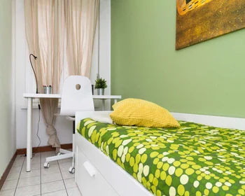 Chambre privée à Viale Carlo Espinasse, image 4 de 25