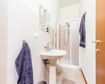 Habitación privada en VIA FRANCO BOLOGNESE, imagen 33 de 38