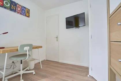 Stanza privata in 115 Av. de Dunkerque, 59000 Lille, France, immagine 3 di 17